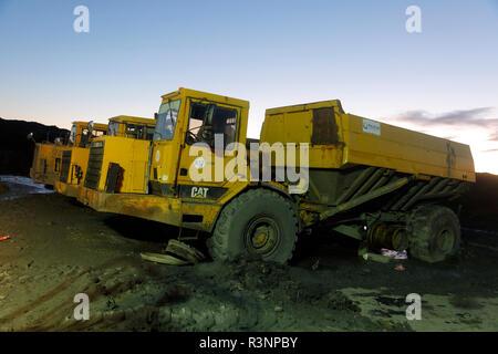 Caterpillar 400D Tombereaux articulés qui a travaillé à l'ancienne usine de recyclage du charbon dans Recycoal,Rossington Doncaster Banque D'Images