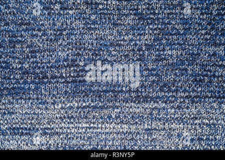 Pull laine mélange bleu Texture. Fond blanc chandail tricoté Banque D'Images