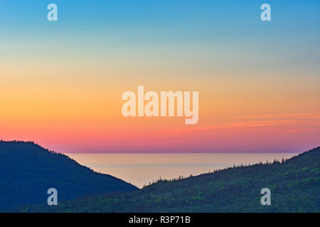 Le Canada, Terre-Neuve, Trout River. Golfe du Saint-Laurent au crépuscule. Banque D'Images