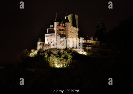 Allemagne, Rhénanie-Palatinat, St Goarshausen, Cat Château la nuit Banque D'Images