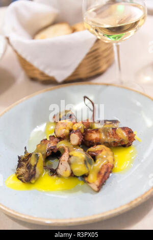 Poulpe Grillé, Bari, Italy, Europe Banque D'Images