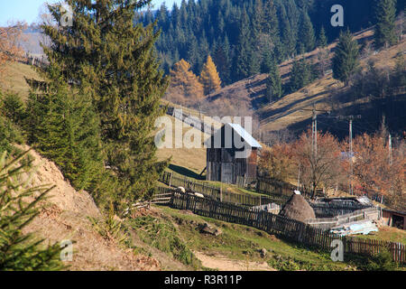 Roumanie, Suceava County, Vatra. Modovitei Ciumarna commune de village. Banque D'Images