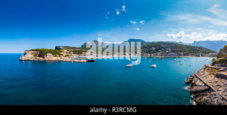 L'Espagne, Îles Baléares, Mallorca, Serra de Tramuntana, Port de Soller, vue panoramique Banque D'Images