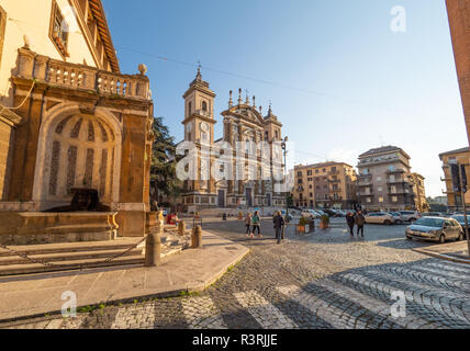 Frascati (Italie) - une petite ville de Castelli Romani en zone métropolitaine de Rome, célèbre pour les nombreuses Villa de noblesse pontificale. Banque D'Images