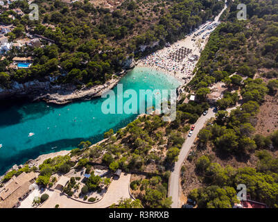 L'Espagne, Îles Baléares, Mallorca, vue aérienne de Cala Llombards Banque D'Images