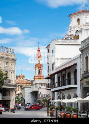 L'église San Francisco. Ville de Salta, situé dans les contreforts des Andes. L'Argentine, l'Amérique du Sud. Banque D'Images