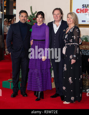 Londres, ANGLETERRE - 21 novembre : Michael Landes, Ronni Ancona et Nick Hamson assiste à la première mondiale de "survivre avec les proches de Noël' à Banque D'Images