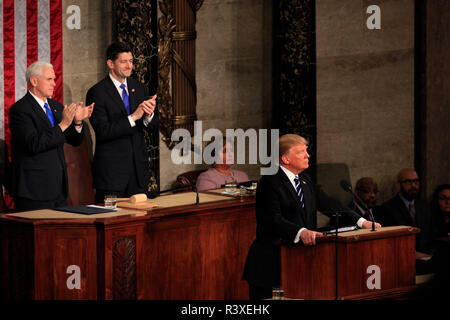 Le président Donald Trump donne un discours devant une session conjointe du Congrès le 28 février 2017 Banque D'Images