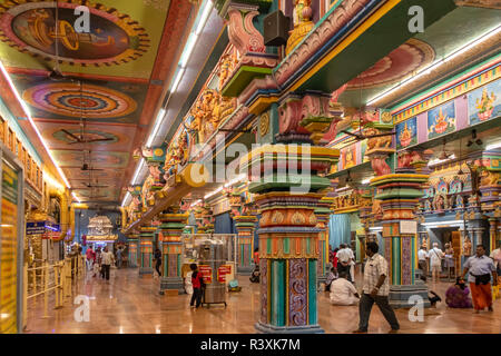 À l'intérieur de Temple Manakula Vinayagar Temple, Pondicherry, Tamil Nadu, Inde Banque D'Images