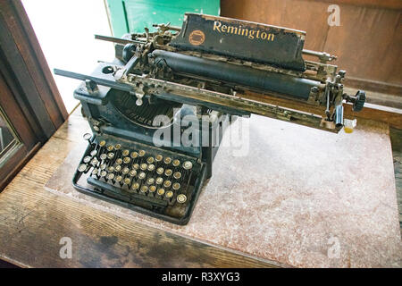 Une vieille machine à écrire Remington en 1880, ville du Dakota du Sud. Banque D'Images