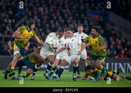 London, Royaume-Uni, samedi, 24 novembre 2018, le RFU, Rugby, stade, Angleterre, Kyle SINCKLER, attaquant par le milieu de terrain, au cours de l'automne 183, International l'Angleterre contre l'Australie, © Peter Spurrier Crédit : Peter SPURRIER/Alamy Live News Banque D'Images