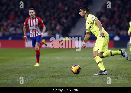 Madrid, Madrid, Espagne. 24 Nov, 2018. Luis Suarez (FC Barcelone) vu en action au cours de l'espagnol La Liga match entre l'Atletico Madrid et Barcelone au stade Wanda Metropolitano de Madrid. Credit : Manu Haiti/SOPA Images/ZUMA/Alamy Fil Live News Banque D'Images