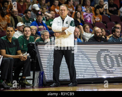 Nov 23 2018 Las Vegas, NV, États-Unis d'entraîneur-chef de l'État du Michigan Tom Izzo au cours de la NCAA Men's Basketball Continental Las Vegas Invitational entre Texas longhorns et la Michigan State Spartans 78-68 gagner à l'Orleans Arena de Las Vegas, NV. James Thurman/CSM Banque D'Images