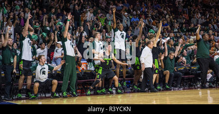 Nov 23 2018 Las Vegas, NV, États-Unis d'entraîneur-chef de l'État du Michigan Tom Izzo au cours de la NCAA Men's Basketball Continental Las Vegas Invitational entre Texas longhorns et la Michigan State Spartans 78-68 gagner à l'Orleans Arena de Las Vegas, NV. James Thurman/CSM Banque D'Images