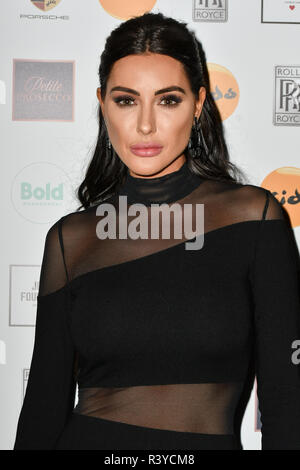 Laura Zilli assiste à un dîner afin de recueillir des fonds pour les enfants, un organisme qui appuie les enfants handicapés, les jeunes et leurs familles à Riverbank Park Plaza le 24 novembre 2018, Londres, Royaume-Uni. Credit Photo : Alamy/Capital Live News Banque D'Images