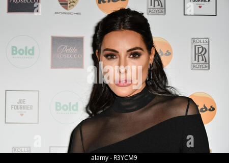 Laura Zilli assiste à un dîner afin de recueillir des fonds pour les enfants, un organisme qui appuie les enfants handicapés, les jeunes et leurs familles à Riverbank Park Plaza le 24 novembre 2018, Londres, Royaume-Uni. Credit Photo : Alamy/Capital Live News Banque D'Images