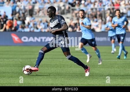 Jubilee Oval, Sydney, Australie. 25Th Nov, 2018. Une Ligue de football, Sydney et Melbourne Victory FC ; Thomas Deng de Melbourne Victory range en défense : Action Crédit Plus Sport/Alamy Live News Banque D'Images