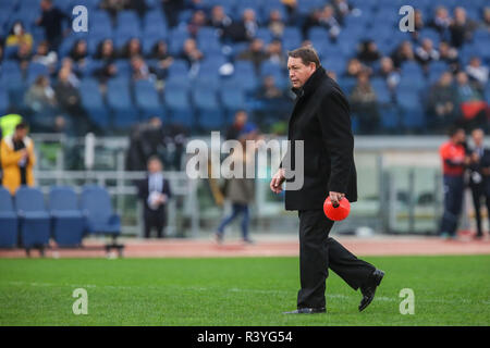 Roma, Italie. 24 novembre, 2018. Tous les Noirs" l'entraîneur-chef Steve Hansen avant le match contre l'Italie en novembre Cattolica Test Match 2018©Massimiliano Carnabuci/Pacific Press Banque D'Images