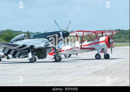 SkyFest, Airshow, avions, New Smyrna Beach, Florida, USA Banque D'Images