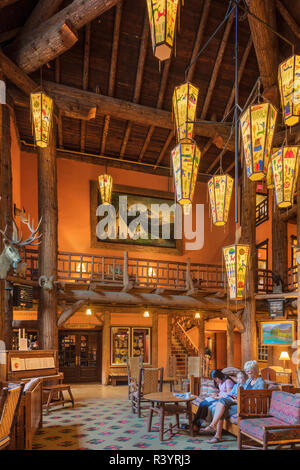 Hall de Lake McDonald Lodge dans le Glacier National Park, Montana, USA Banque D'Images