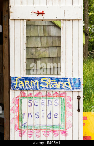 USA, Massachusetts. Martha's Vineyard, West Tisbury, Mermaid Farm Stand sign Banque D'Images