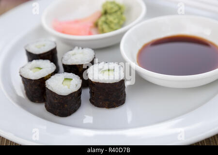 Hoso maki sushi Banque D'Images