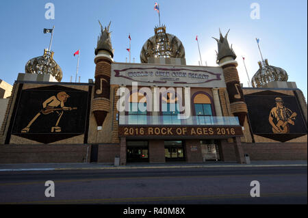 USA, Dakota du Sud, Mitchell, Corn Palace, décoré avec art, culture sud-ouest Banque D'Images