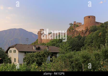 Aussi appelé château Sigmundskron firmian près de bolzano Banque D'Images