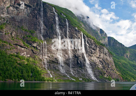 Gerainger Fjord, Norvège, Seven Sisters Falls, chutes d'eau, Banque D'Images