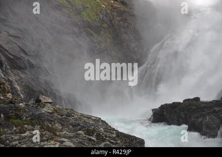 Cascade kjosfossen flam railway norvège Banque D'Images