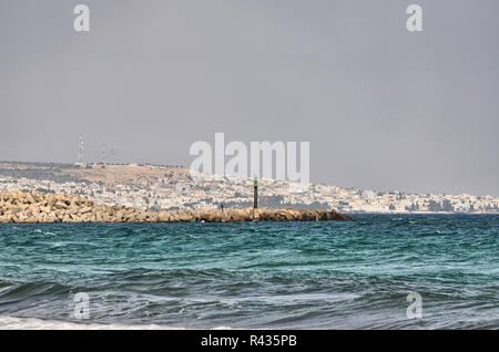 Le phare sur la plage près de Hammamet, Tunisie, Méditerranée se Banque D'Images