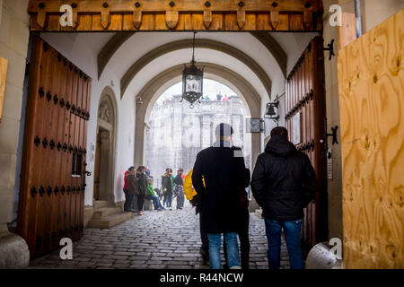 Tour,bâtiments dans la cour du château Le château de Neuschwanstein, près de Füssen, Fussen, Ostallgaeu, Allgaeu, Bavaria, Germany, Europe Banque D'Images