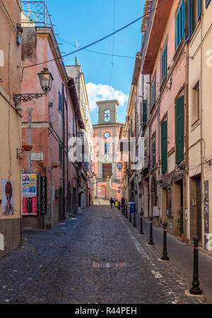 Marino (Italie) - une vieille ville de Castelli Romani en zone métropolitaine de Rome, célèbre pour son vin blanc et fête du raisin. Ici le centre historique Banque D'Images