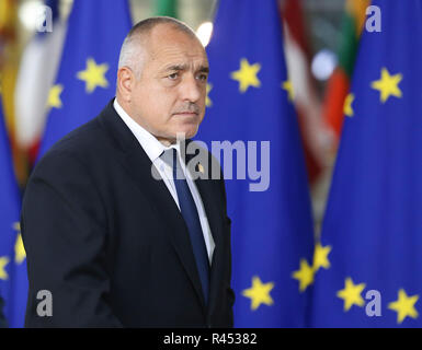 Bruxelles, Belgique. 25Th Nov, 2018. Le Premier ministre bulgare Boyko Borissov arrive à un Brexit spécial sommet à Bruxelles, Belgique, le 25 novembre 2018. Credit : Ye Pingfan/Xinhua/Alamy Live News Banque D'Images