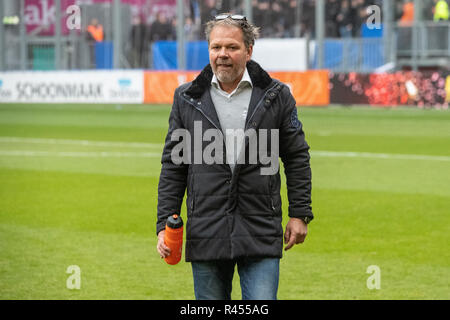 UTRECHT, Stadion Galgenwaard, 25-11-2018, le football, l'Eredivisie néerlandaise, la saison 2018 / 2019. De Graafschap entraîneur et coach Henk de Jong pendant le match Utrecht - De Graafschap. Credit : Pro Shots/Alamy Live News Banque D'Images