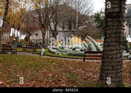 Cork, Irlande, 25 novembre 2018.Glow Cork Preperations en cours à Bishop Lucey Park, la ville de Cork, Irlande, IrelandCork, 25th Nov, 2018. Credit : Damian Coleman/Alamy Live News Banque D'Images