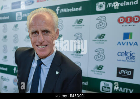 Dublin, Irlande. 25 novembre, 2018. Mick McCarthy, la nouvelle République d'Irlande manager, photographié après une conférence de presse, à l'Aviva Stadium de Dublin, Irlande. Crédit photo : ASWphoto ASWphoto :/Alamy Live News Banque D'Images