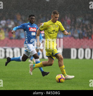 25 novembre 2018 - Naples, Campanie, Italie, 2020-10-25, Serie A italienne SSC Napoli Chievo Vérone - SC. en images.Résultat Final : 0 0 SSC Napoli Chievo Vérone SC. Crédit : Fabio Sasso/ZUMA/Alamy Fil Live News Banque D'Images