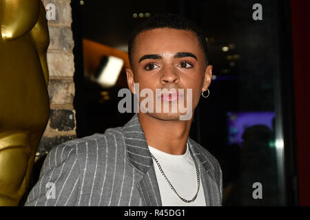 Layton Williams arrivers à la Children's BAFTA Awards 2018 au Roundhouse le 25 novembre 2018, Londres, Royaume-Uni. Banque D'Images