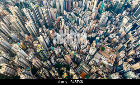 Vue aérienne d'immeubles à appartements Midlevels, Hong Kong Banque D'Images