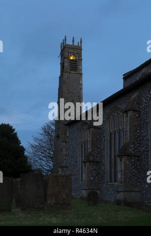 Blakeney, Norfolk, UK - décembre 2016, Phare tour de Saint Nicholas Church Banque D'Images