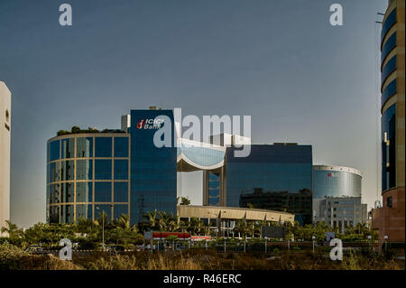 21-Apr-2004-couverts verre édifices à Bandra Kurla Complex est un nouveau quartier commercial de Mumbai, Maharashtra Inde Asie Banque D'Images