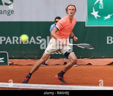 Le joueur de tennis allemand Alexander Zverev jouant dans le tournoi de tennis Open de France 2018, Paris, France Banque D'Images
