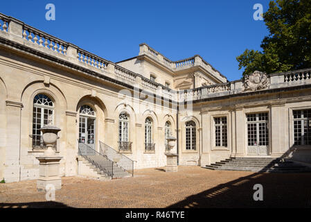 Cour intérieure du musée Calvet ou musée Calvet dans l'Hôtel de Villeneuve-Martignan 18ème hôtel particulier Avignon Provence France Banque D'Images