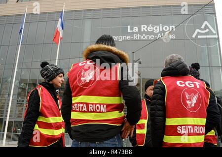 Les employés de la SEITA Riom protester contre la fermeture de l'atelier, Lyon, France Banque D'Images