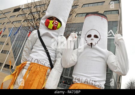 Les employés de la SEITA Riom protester contre la fermeture de l'atelier, Lyon, France Banque D'Images