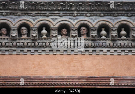 Façade du Palazzo Bolognini Amorini Salina à Bologne Banque D'Images