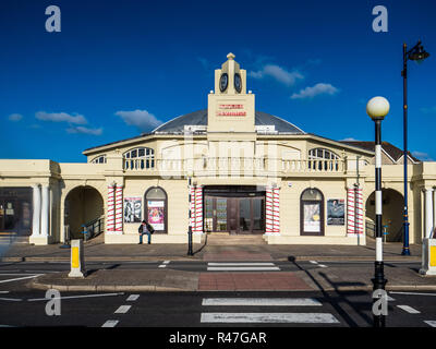 Porthcawl Grand Pavilion Theatre sur le front de mer dans le sud du Pays de Galles station balnéaire de Porthcawl, ouvert en 1932. Banque D'Images