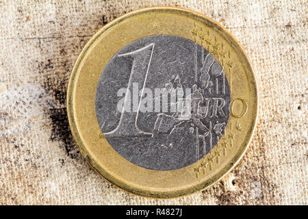 Pièce en euros sur toile ancienne Banque D'Images