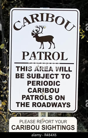 Une patrouille de caribou signe indiquant pour signaler les Banque D'Images